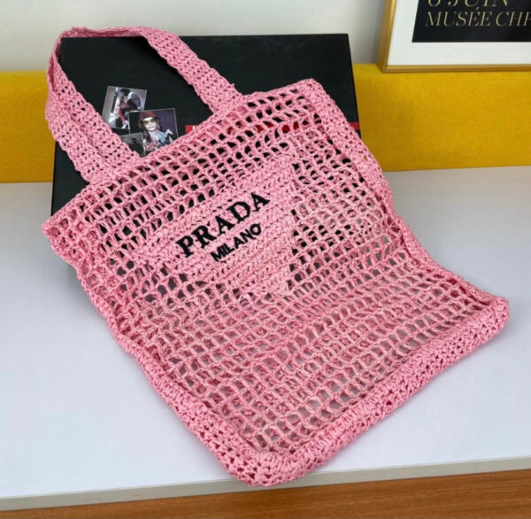 PRDA synthetic nylon tote bag
