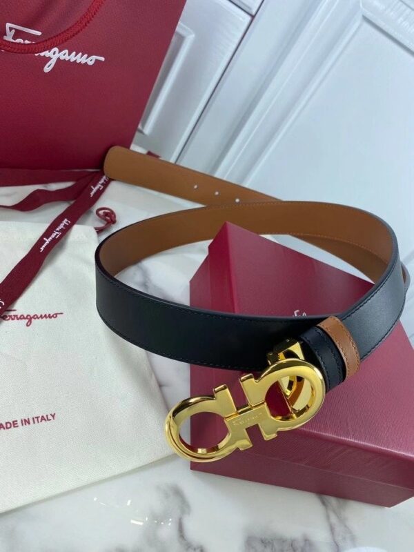 Reversible? Sal Ferragamo Belt