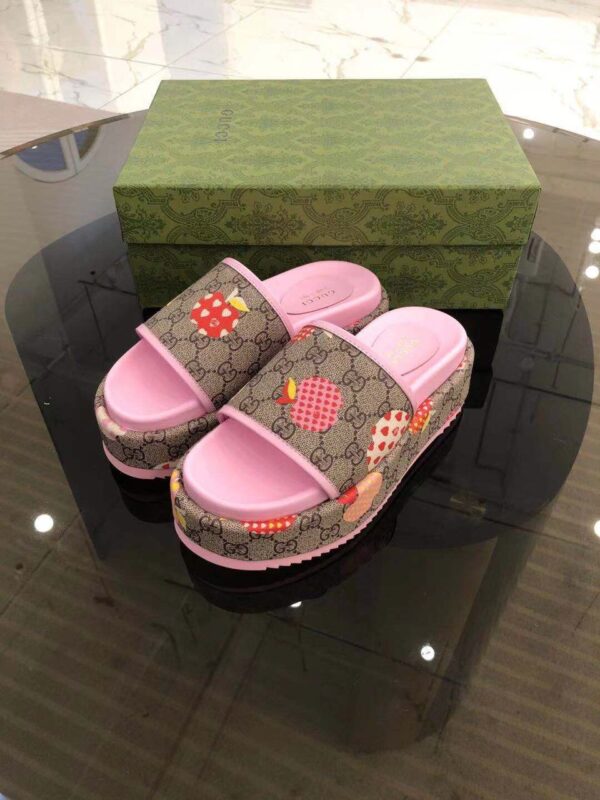 GG Lame Sandals