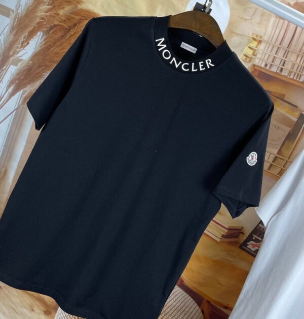 Monclr T-shirt