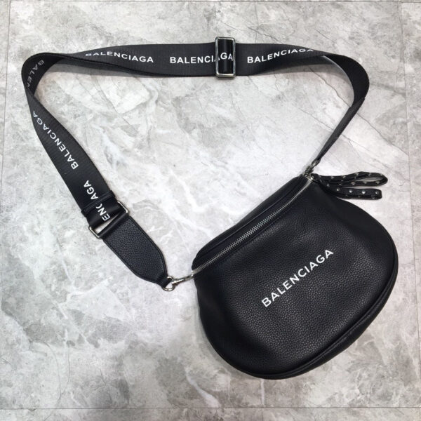 BB Pouch Crossbody Bag