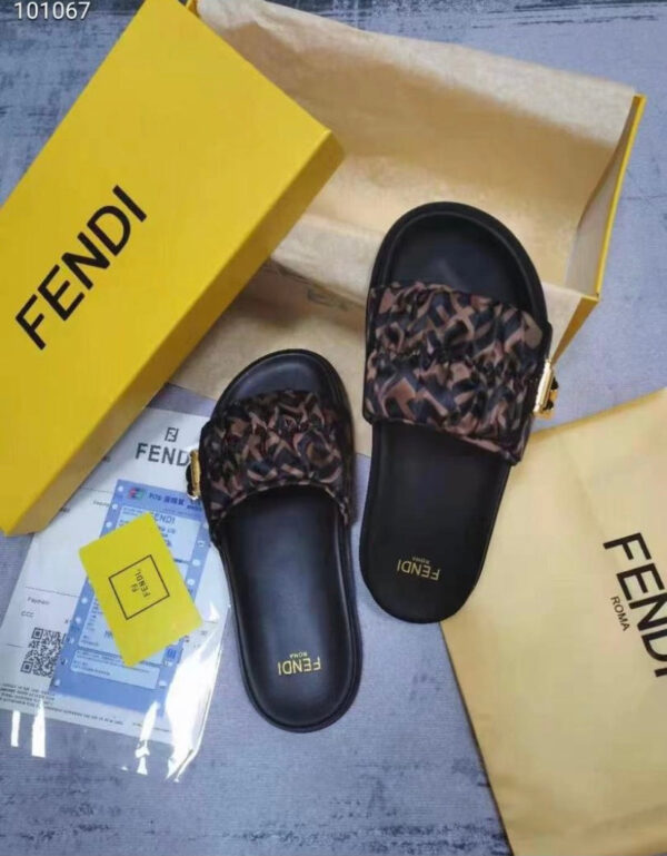 FF Ruched logo-print satin slides