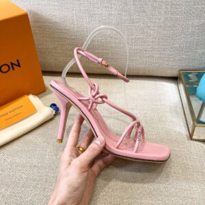 Nova Sandal Super A