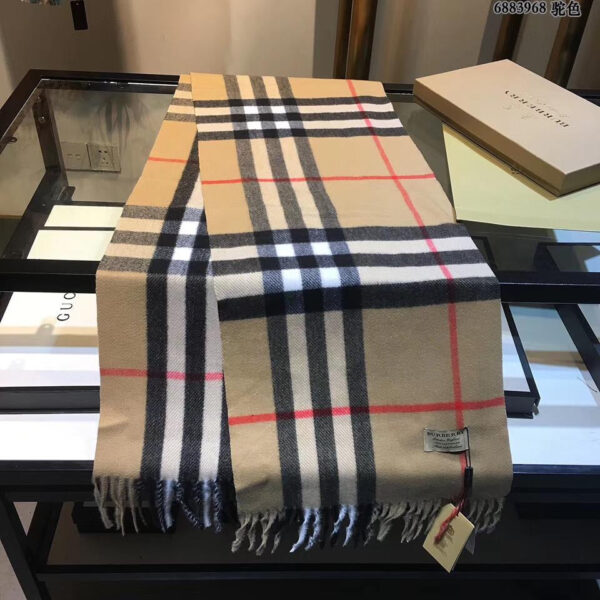 Brberry scarf