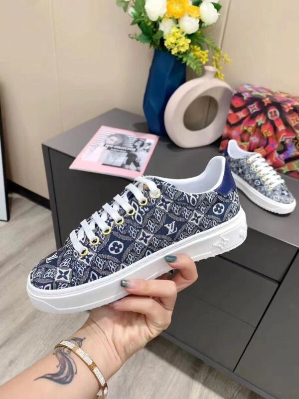 Since 1854 Time Out Sneakers