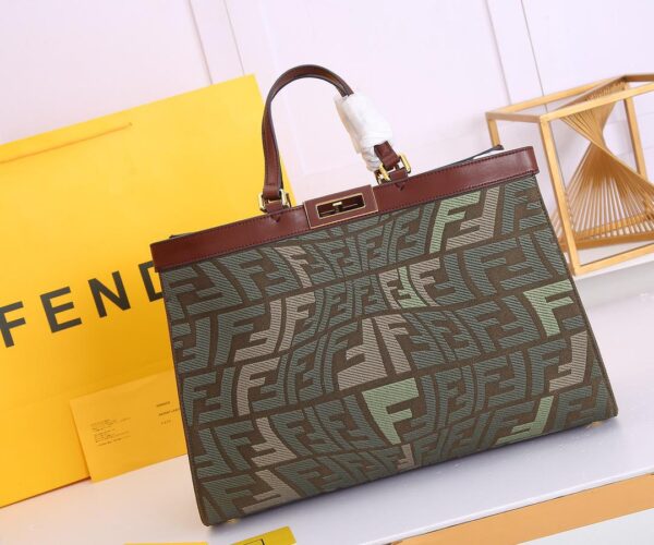 FF Peekaboo Tote Bag