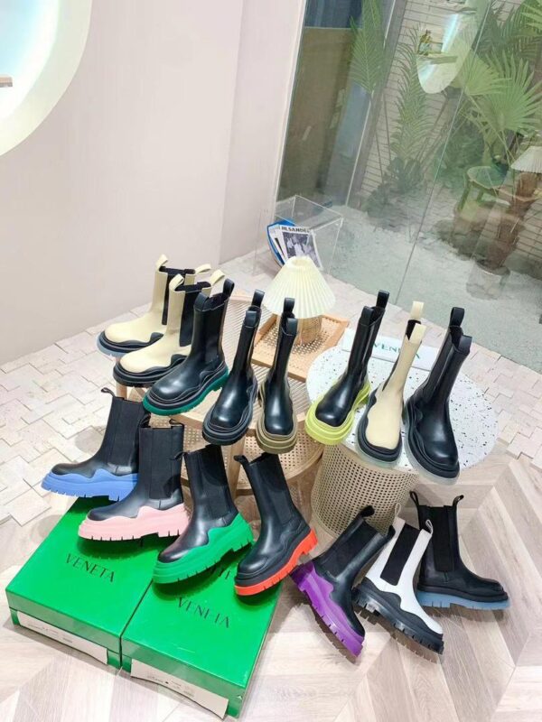 BV Two Tone LTHR Chelsa Boots Super A