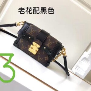 Runway Miniature Essential Trunk Bag