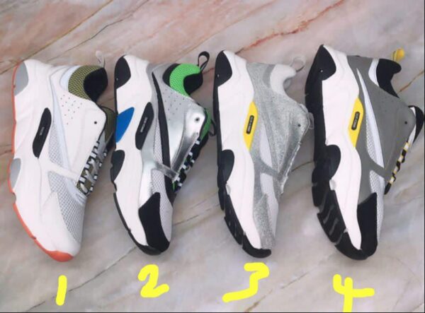 CD B22 Sneakers