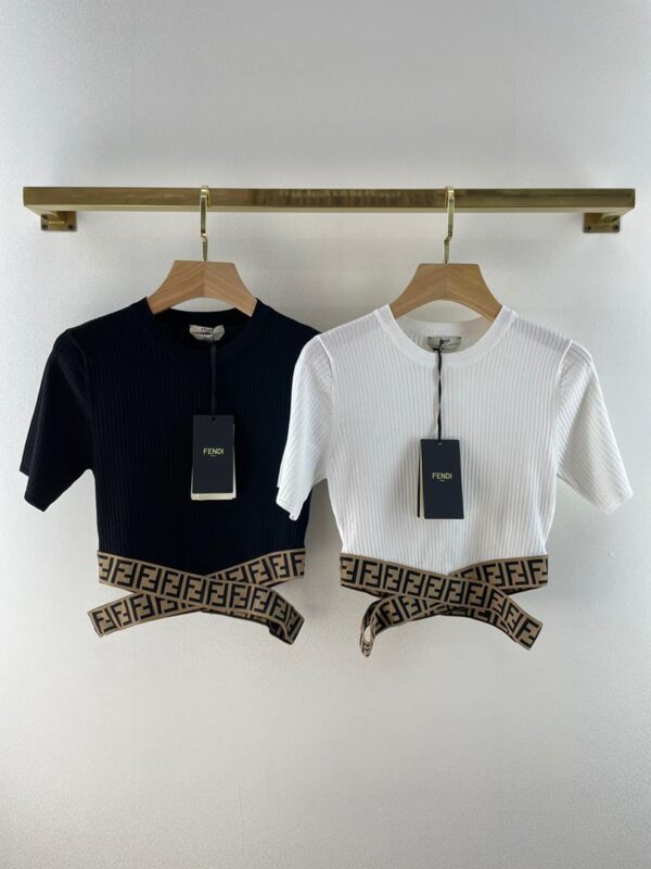 FF Pullover Top