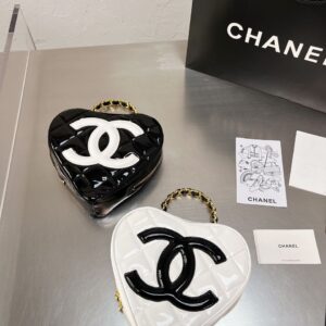 CC Heart Shape Bag
