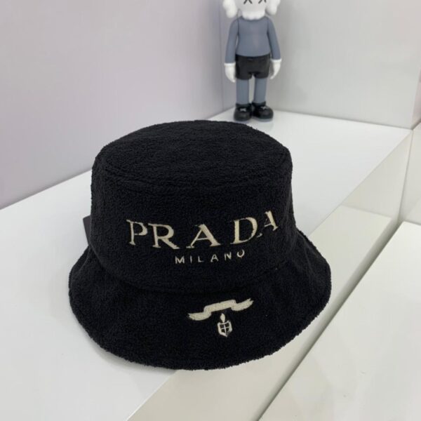 PRDA embroidered-logo bucket hat