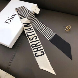 CD Montaigne Mitzah Scarf