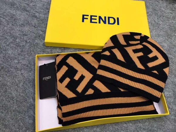 FF Scarf & Hat Set