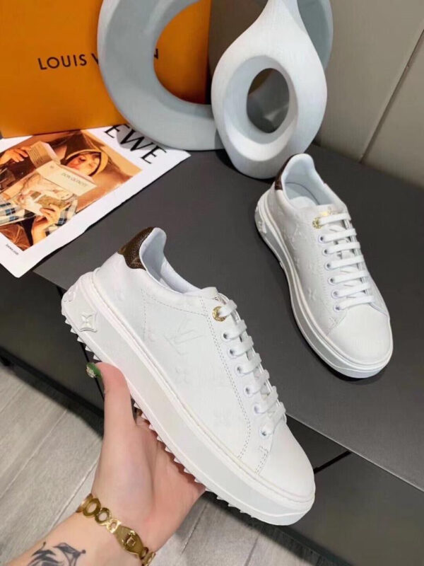 Time Out Sneakers