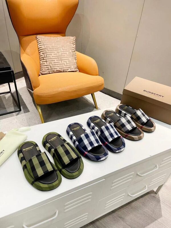 Burb Wedge Slides