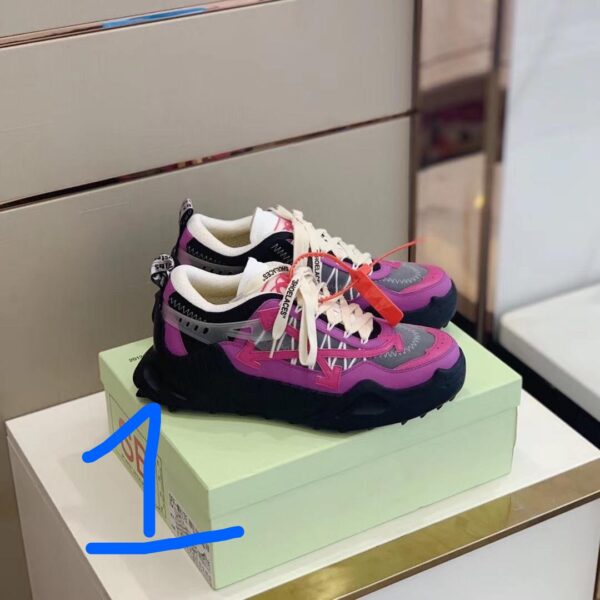Off W Sneakers
