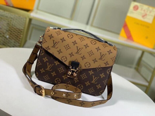 Pochette Metis Bag