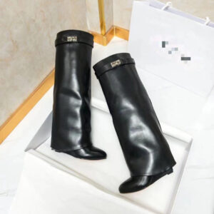 Gvchy SHARK LOCK BOOTS