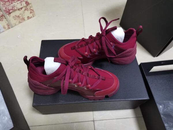 D-Connect Sneakers