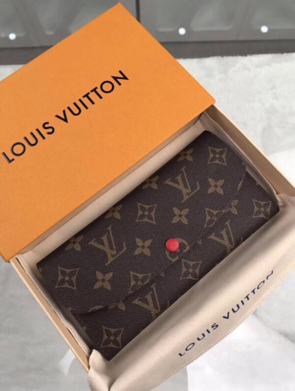Emilie Wallet