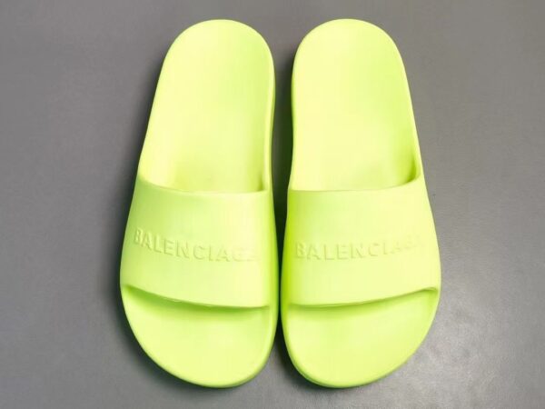 Blcga Slides swipe for colours