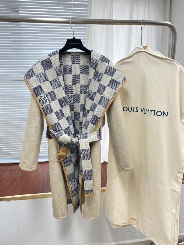 LV Hooded Wrap Coat Super A