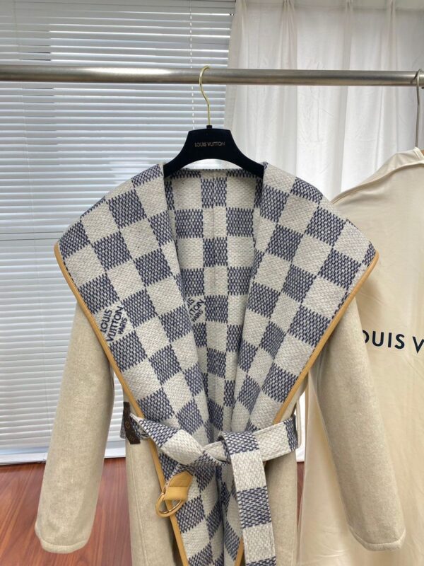 LV Hooded Wrap Coat Super A - Image 2