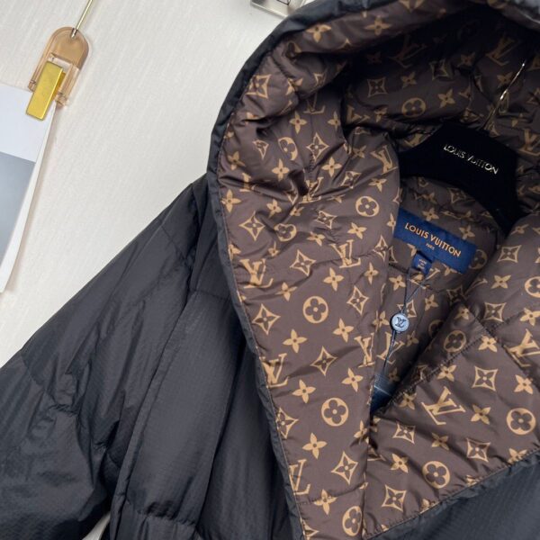 LV Long Pillow Puffer Wrap Coat Super A - Image 5