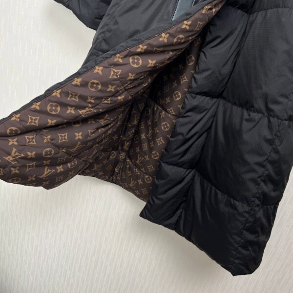 LV Long Pillow Puffer Wrap Coat Super A - Image 4