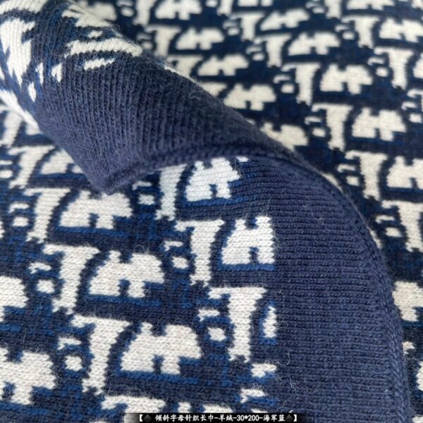CD oblique Scarf - Image 6