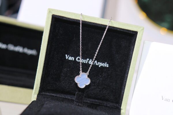 Van Clef Necklace - Image 2