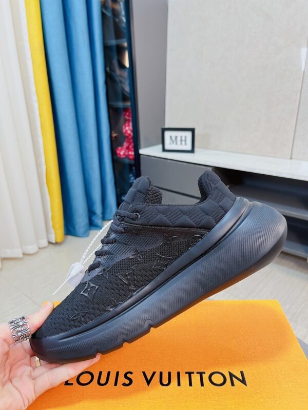 LV Show up sneakers - Image 6