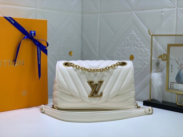 LV New Wave Bag Regular - Image 16