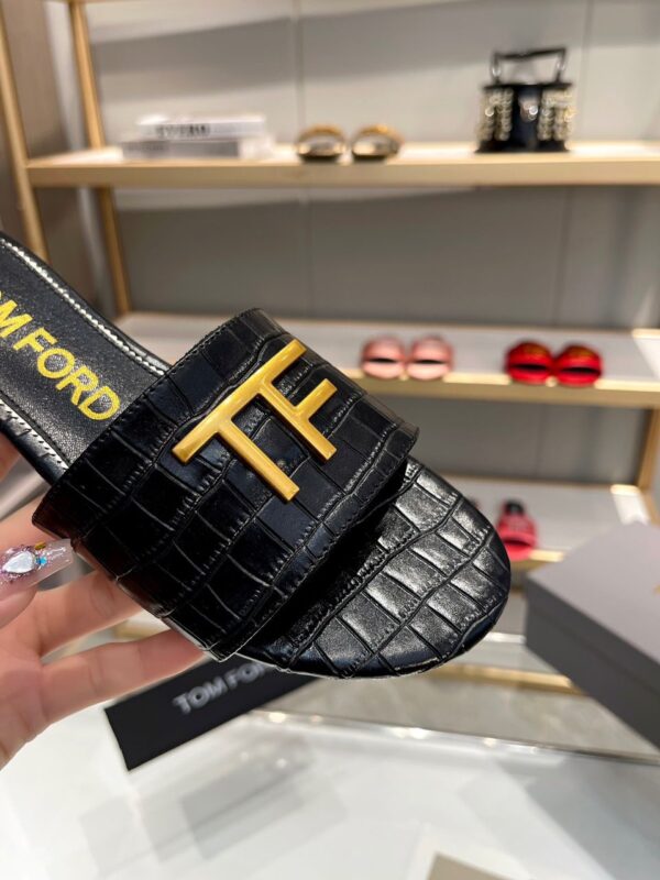 TF Sliders Satin / Croc - Image 16