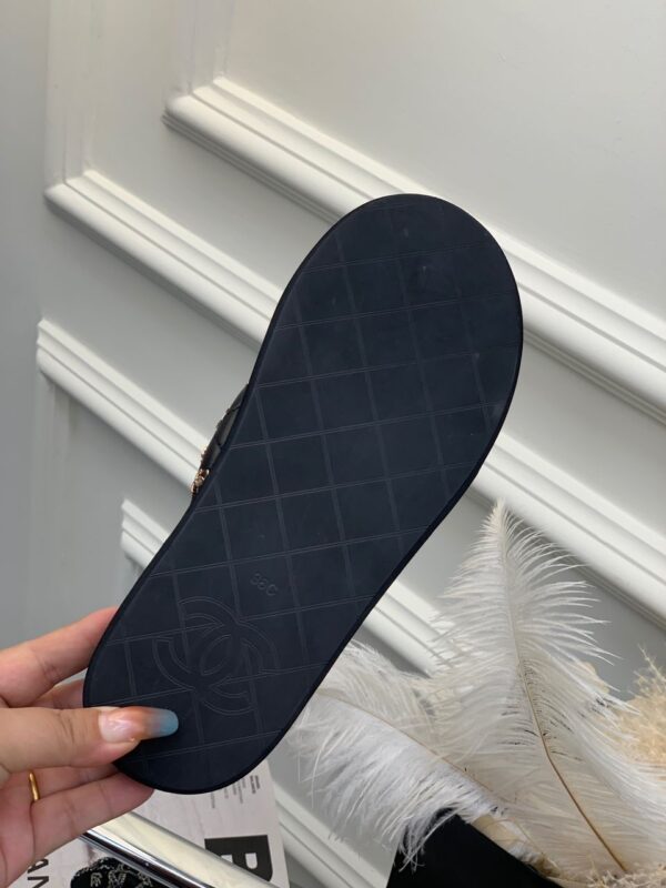CC Sandals super A - Image 4