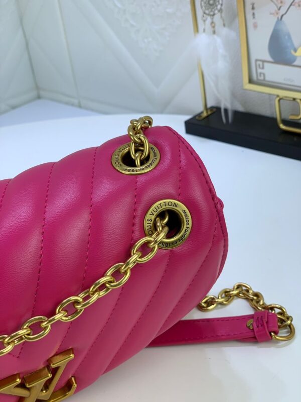 LV New Wave Bag Regular - Image 19