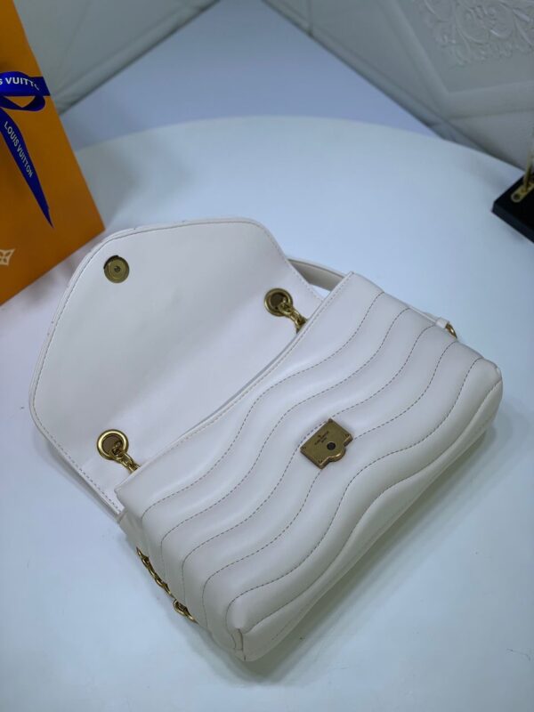 LV New Wave Bag Regular - Image 15