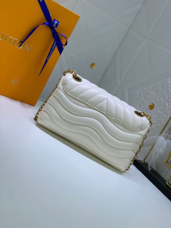 LV New Wave Bag Regular - Image 10