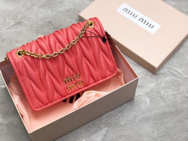 Miu Matelassé nappa bag - Image 3