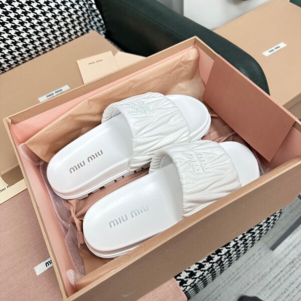 Miu M Slides - Image 11