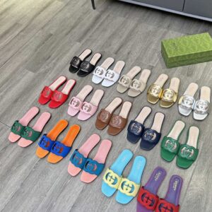 GG Interlocking G Cut Out Slide Sandals