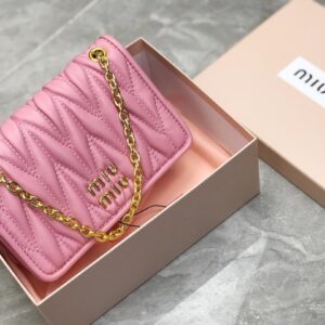 Miu Matelassé nappa bag