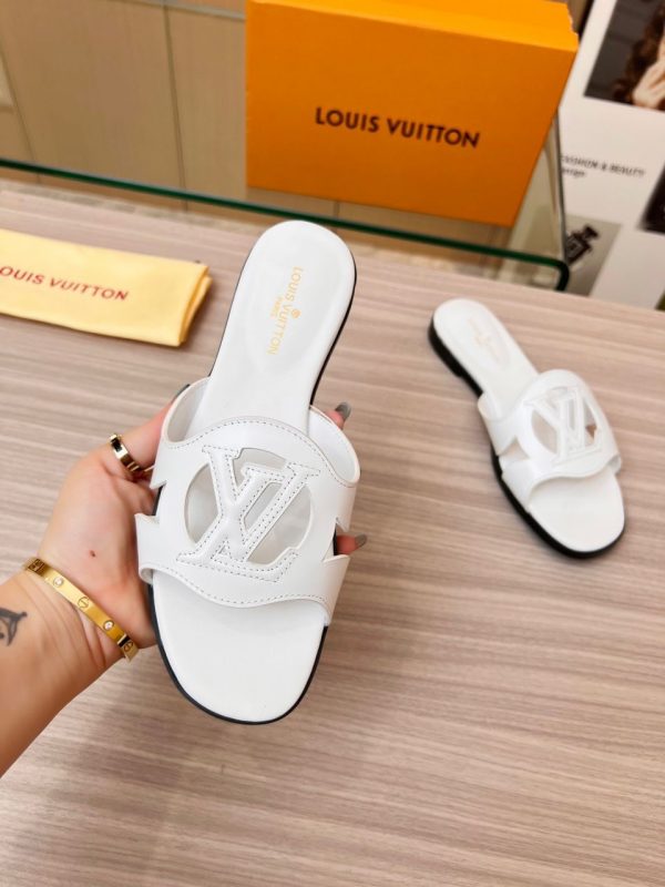 LV Isola Flat Mules Super A - Image 4