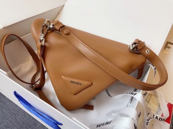 PRDA triangle bag - Image 8