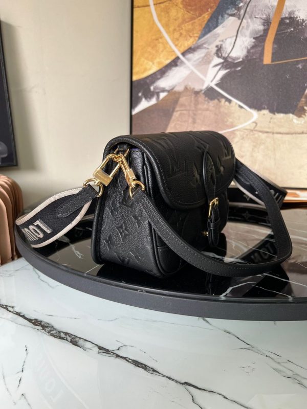 LV Diane Satchel bag Super A - Image 5