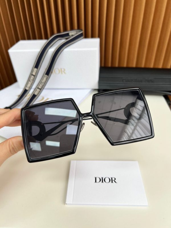 CD Sunglasses - Image 4