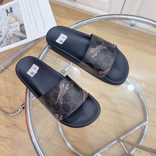 Mens GG Supreme tiger slide sandals - Image 6
