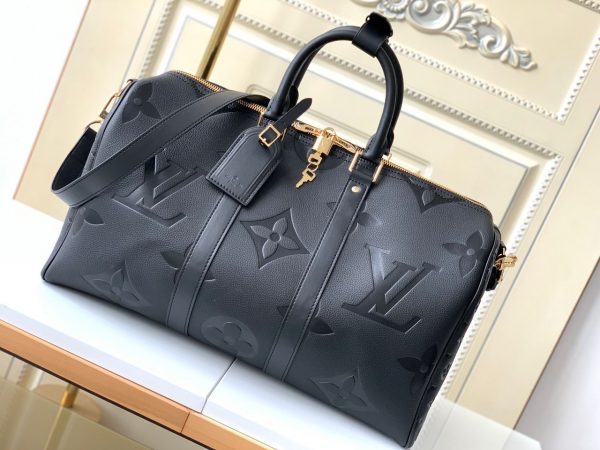 LV Duffle Bag Super A - Image 5
