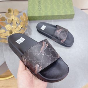 Mens GG Supreme tiger slide sandals